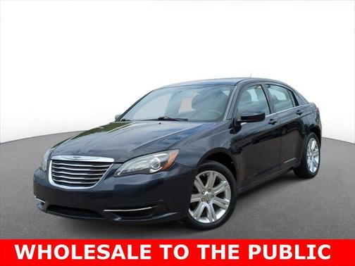 2012 Chrysler 200 Touring