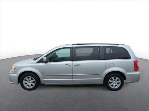 2011 Chrysler Town & Country Touring