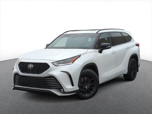 2022 Toyota Highlander XSE