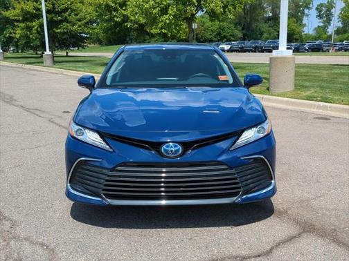 2024 Toyota Camry Hybrid XLE