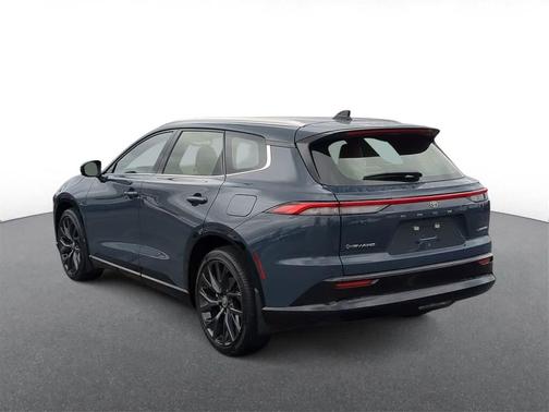 2025 Toyota Crown Signia Limited