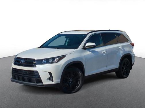 2019 Toyota Highlander SE