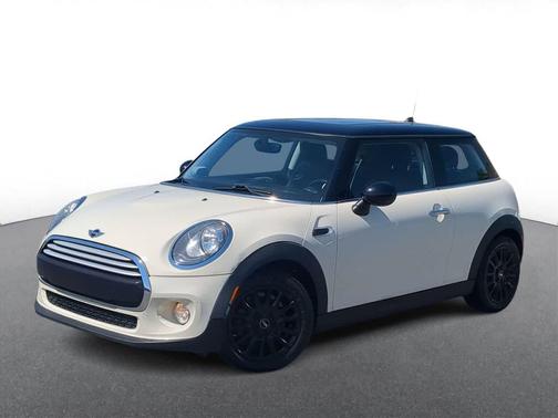 Pepper White 2015 MINI Hardtop Cooper