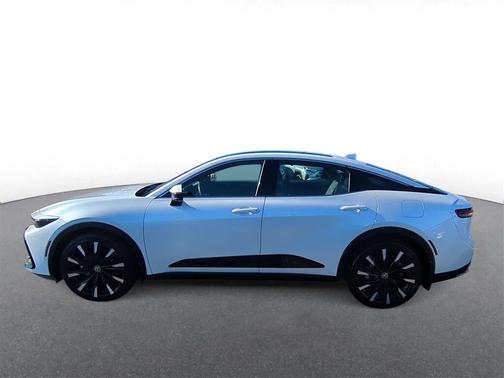 2024 Toyota Crown Platinum