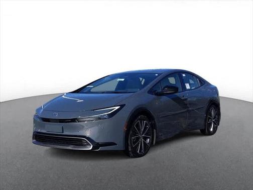 2025 Toyota Prius XLE