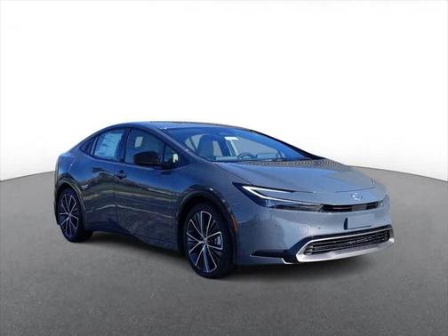 2025 Toyota Prius XLE