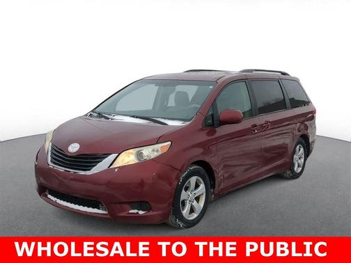 2012 Toyota Sienna LE
