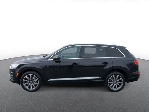 Orca Black Metallic 2018 Audi Q7 3.0T Prestige