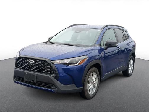 2025 Toyota Corolla Cross LE