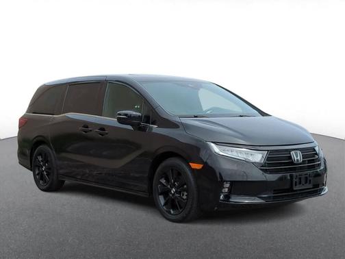 Crystal Black Pearl 2023 Honda Odyssey Sport