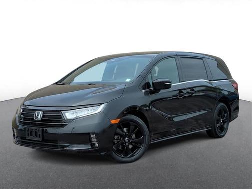 Crystal Black Pearl 2023 Honda Odyssey Sport