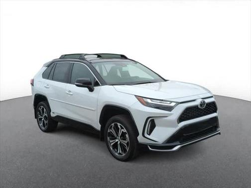 2025 Toyota RAV4 Hybrid SE