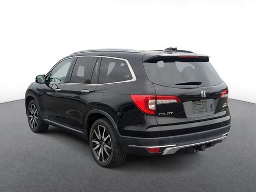 Crystal Black Pearl 2019 Honda Pilot Elite