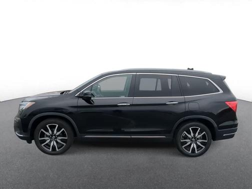Crystal Black Pearl 2019 Honda Pilot Elite