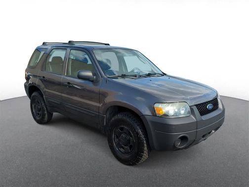 2005 Ford Escape XLS