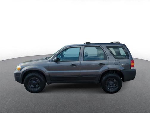 2005 Ford Escape XLS