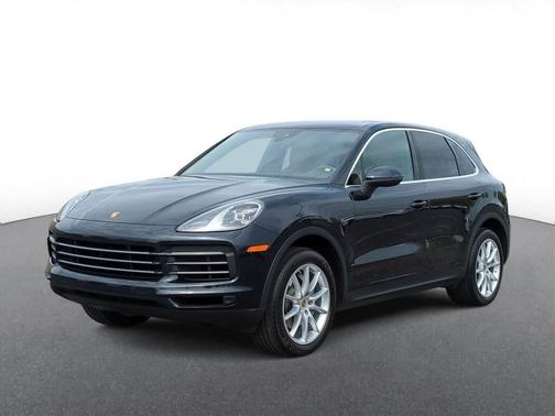 Moonlight Blue Metallic 2019 Porsche Cayenne Cayenne