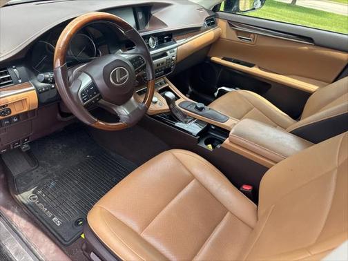 2017 Lexus ES 350 Base