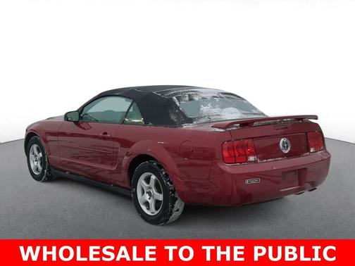 2006 Ford Mustang Base