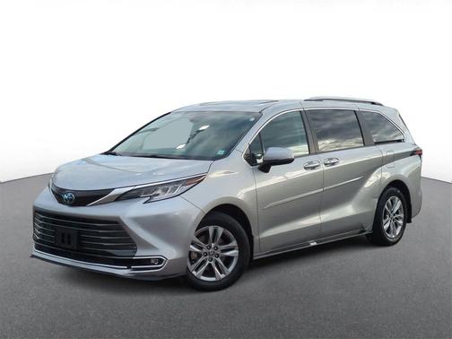 2024 Toyota Sienna Limited