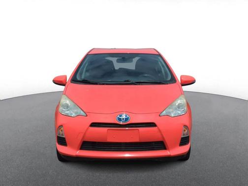 Habanero 2012 Toyota Prius c Two