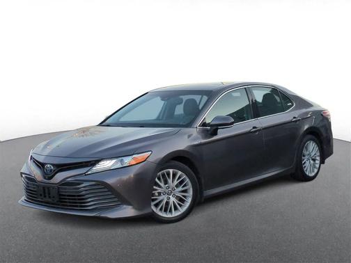 2018 Toyota Camry Hybrid XLE