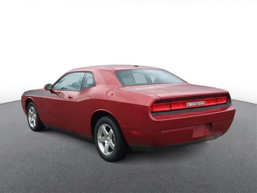 2009 Dodge Challenger SE