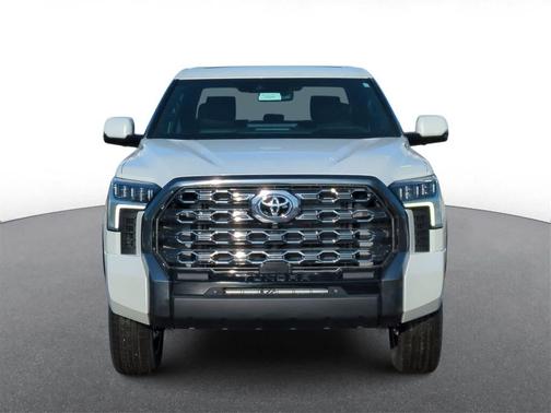 2026 Toyota Tundra Hybrid Platinum