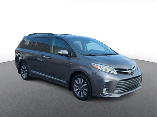 2018 Toyota Sienna Limited Premium