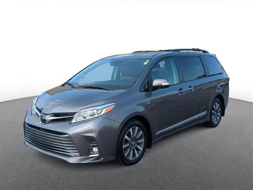 2018 Toyota Sienna Limited Premium