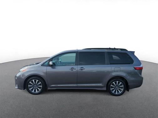 2018 Toyota Sienna Limited Premium