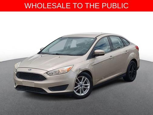 White Gold Metallic 2017 Ford Focus SE