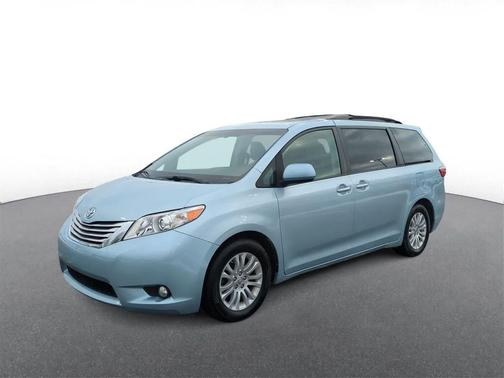 2015 Toyota Sienna XLE