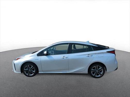 2019 Toyota Prius XLE