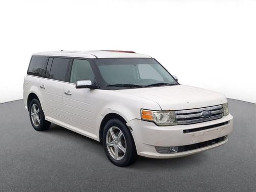 White 2009 Ford Flex Limited