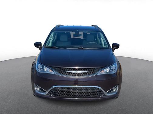 2018 Chrysler Pacifica Touring-L