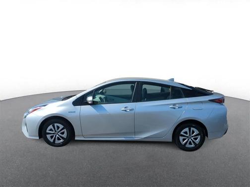 2016 Toyota Prius Three