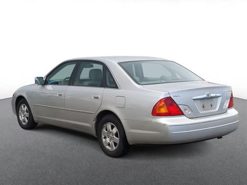 Lunar Mist Metallic 2001 Toyota Avalon XL