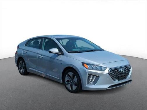 2020 Hyundai IONIQ Hybrid SEL