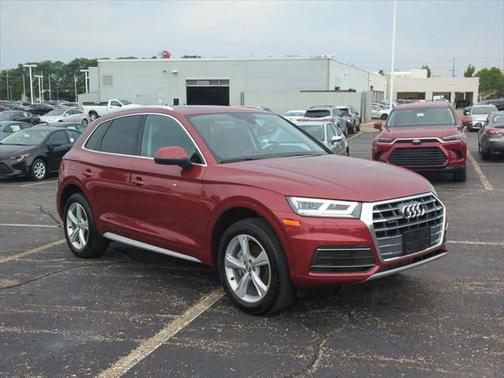 2020 Audi Q5 45 Premium Plus
