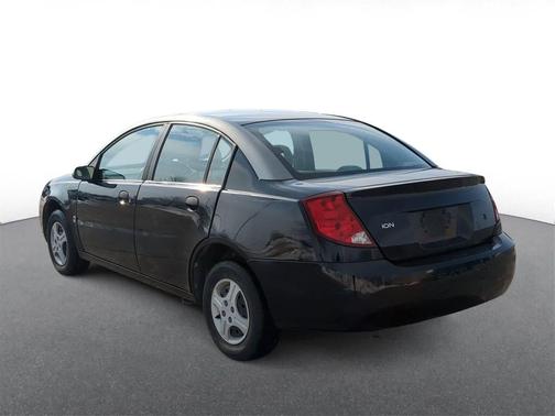 2003 Saturn Ion 1