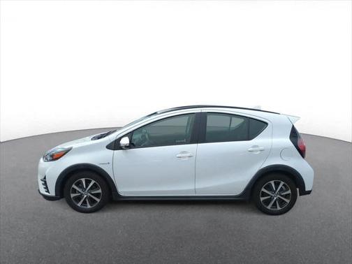2018 Toyota Prius c Four