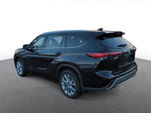 2023 Toyota Highlander Hybrid Limited