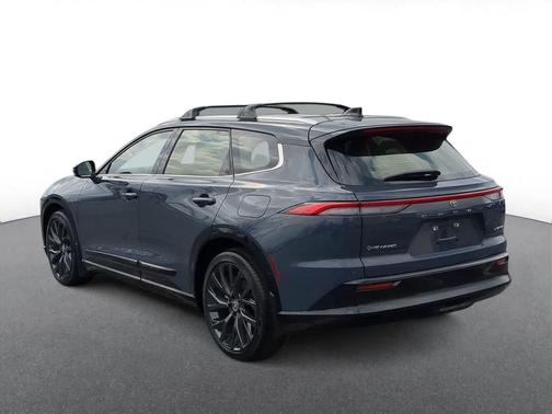 2025 Toyota Crown Signia Limited