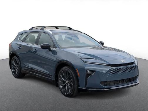 2025 Toyota Crown Signia Limited