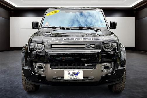 2022 Land Rover Defender 110 X-Dynamic SE