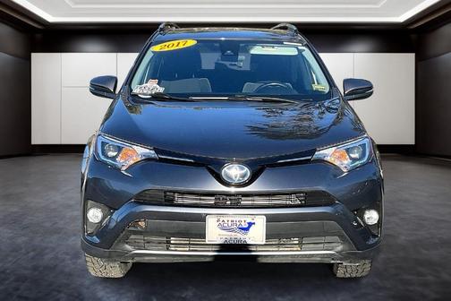 2017 Toyota RAV4 Hybrid XLE