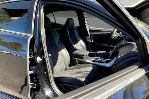 2019 Acura TLX V6 Technology & A-Spec