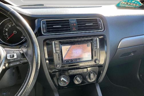 2016 Volkswagen Jetta 1.8T Sport