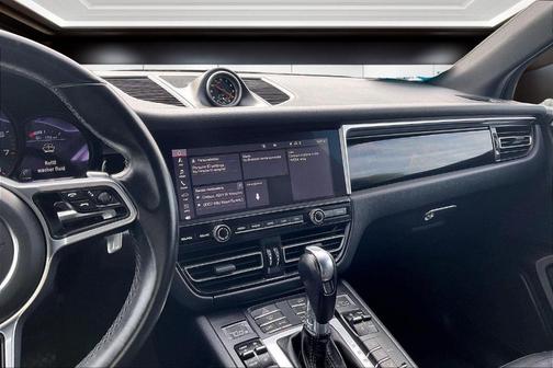 2020 Porsche Macan Base